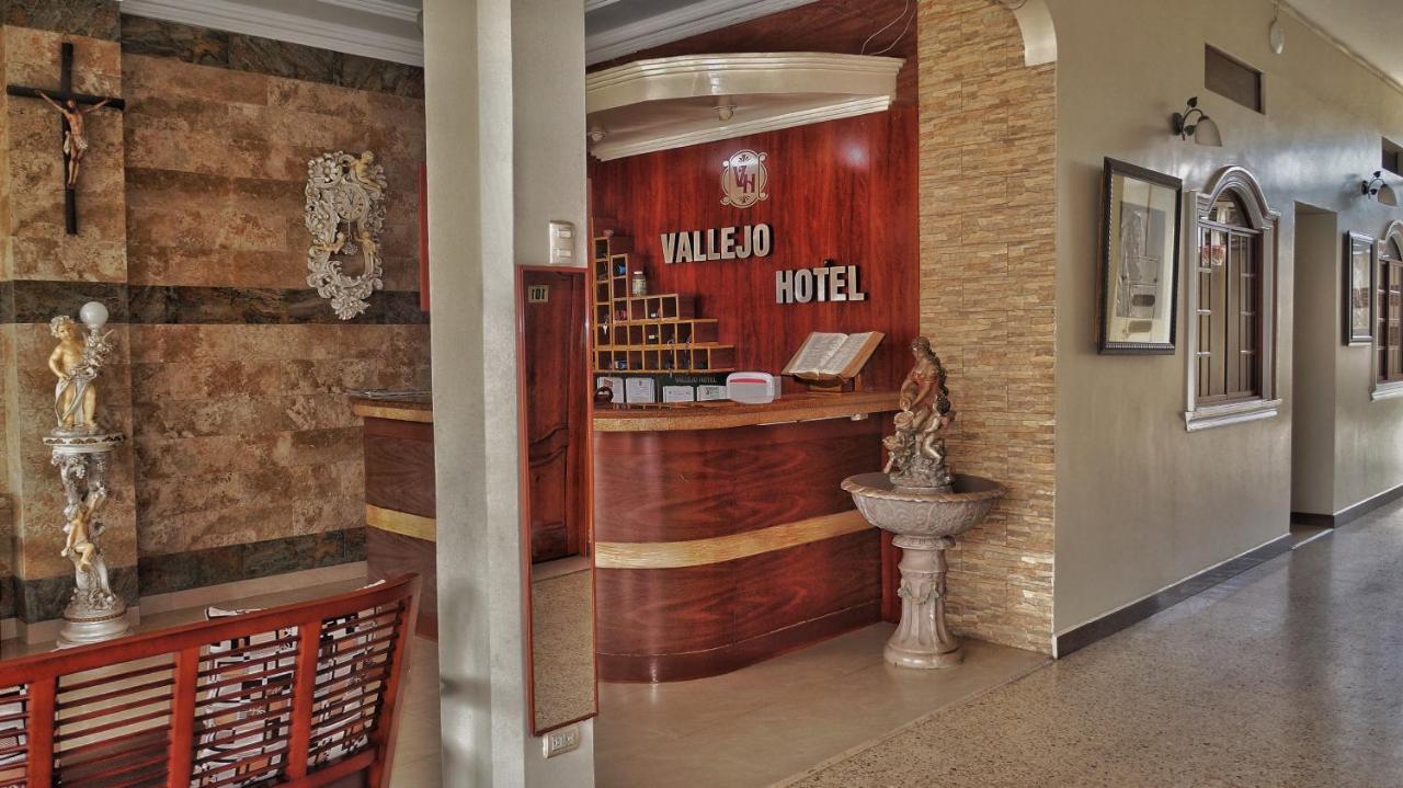 Vallejo Hotel Huaquillas Exterior foto